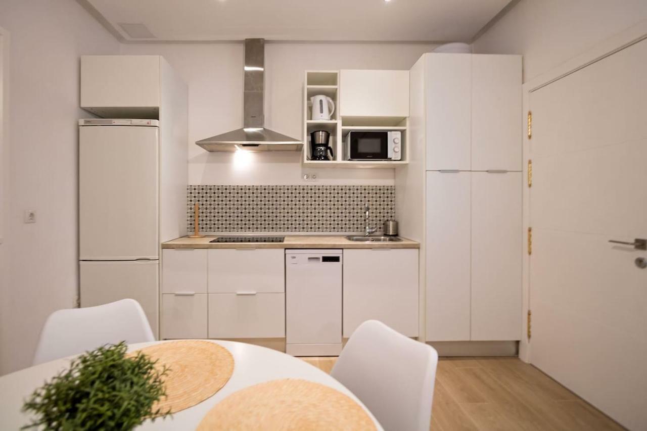 Triana Alfareria Suites By Valcambre เซบีญา ภายนอก รูปภาพ